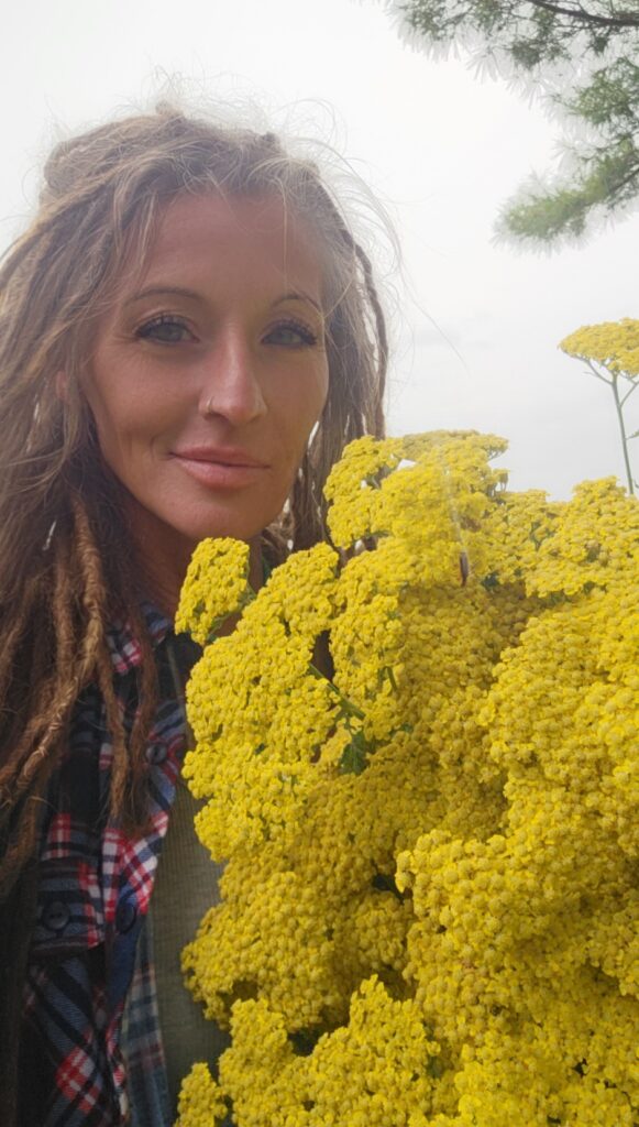 Herbalist, Auburn Indiana, Holistic Medicine Near Me, Herbs, Garden Designer,